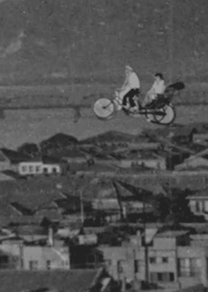 裝配台語：從農宣片到《飛天三輪車》