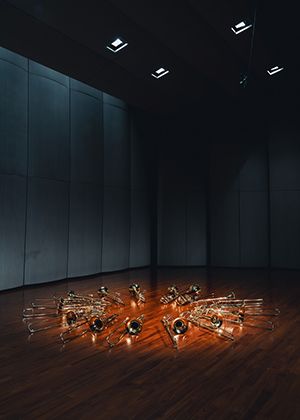 《穹頂下的榮光》《首響》——銅藝工作室套票優惠